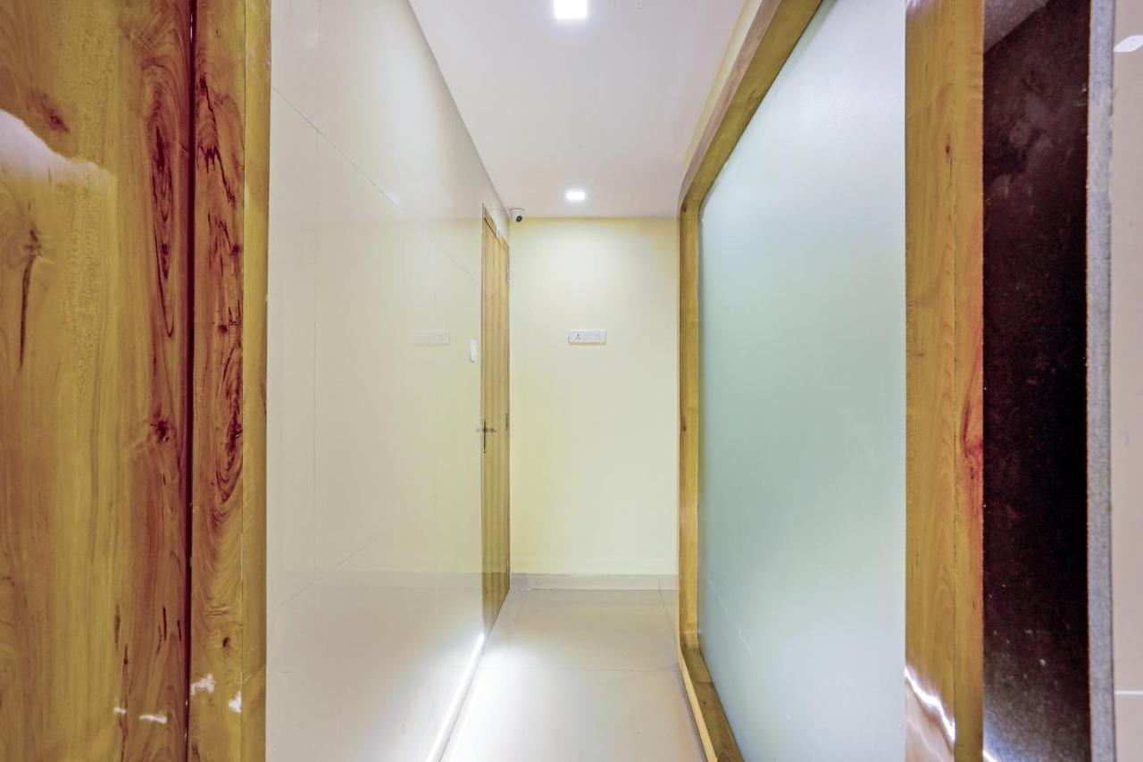 Bkc Corporate Hostel Ac Dormitory Мумбай Екстериор снимка