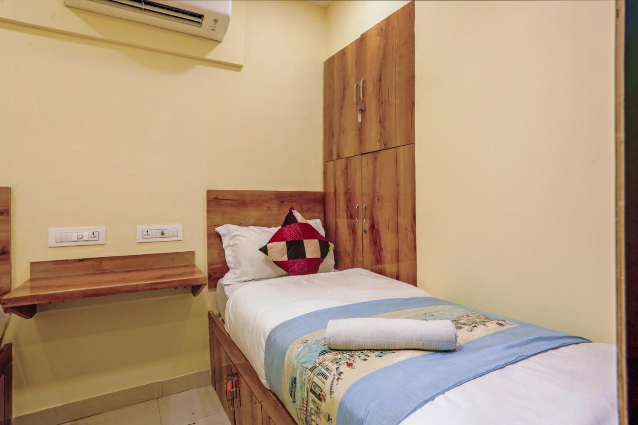 Bkc Corporate Hostel Ac Dormitory Мумбай Екстериор снимка