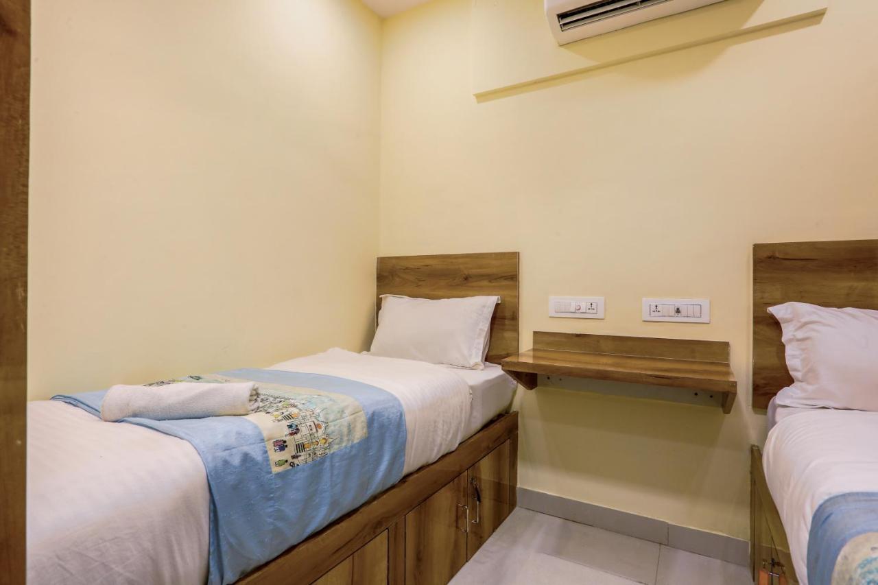 Bkc Corporate Hostel Ac Dormitory Мумбай Екстериор снимка
