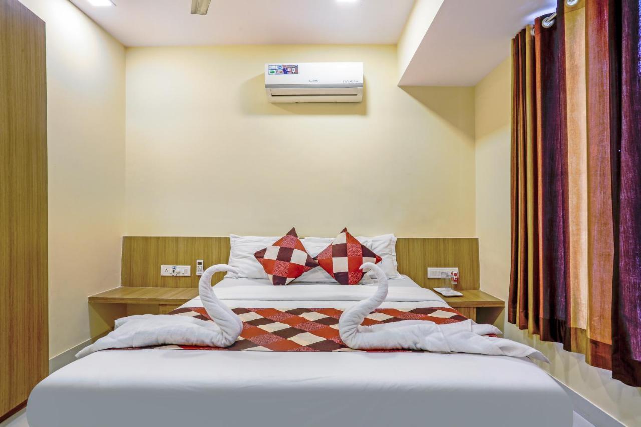 Bkc Corporate Hostel Ac Dormitory Мумбай Екстериор снимка